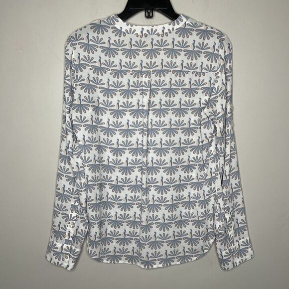 EXPRESS Top Womens XS V-Neck Popover Blouse Long Sleeve Blue Ivory Print - Picture 4 of 8
